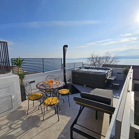 Apartament Storija *