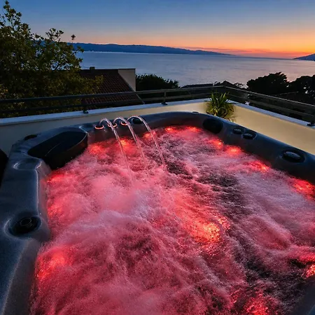 Storija With Private Jacuzzi-brela *